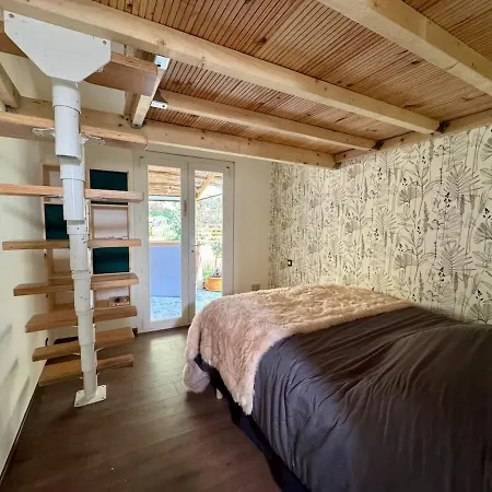 בית נופש Maisonette Les Pieds Dans L'eau