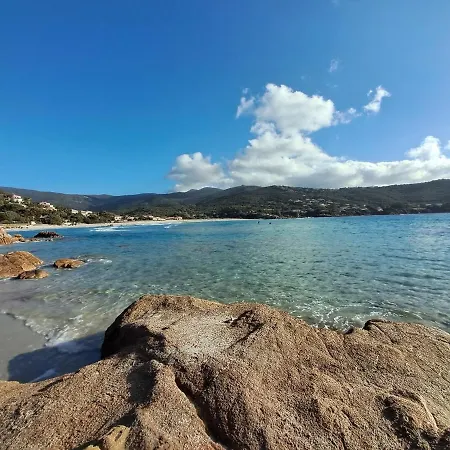 Maisonette Les Pieds Dans L'eau Vakantiehuis *
