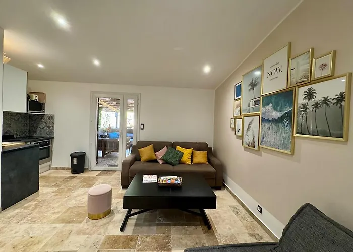 Maisonette Les Pieds Dans L'eau Pietrosella