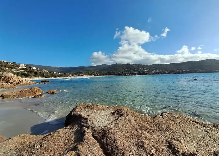Maisonette Les Pieds Dans L'eau 度假居 *