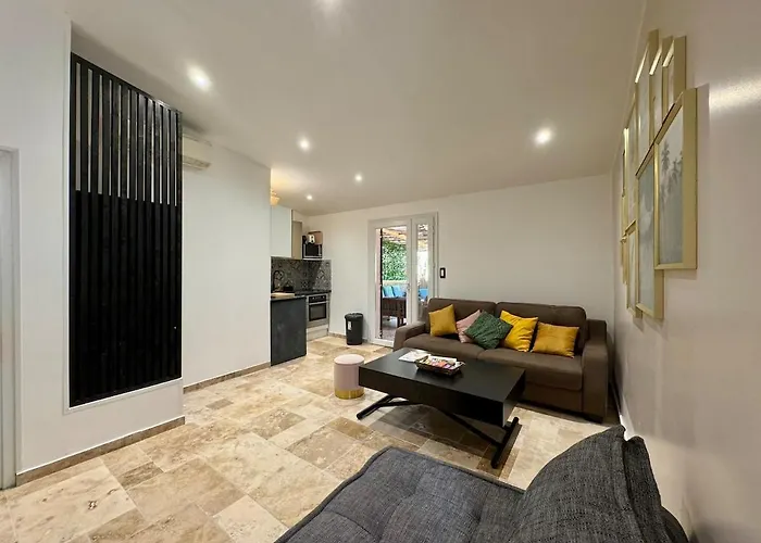 Maisonette Les Pieds Dans L'eau Pietrosella