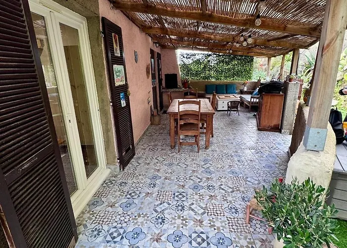 Maisonette Les Pieds Dans L'eau Pietrosella