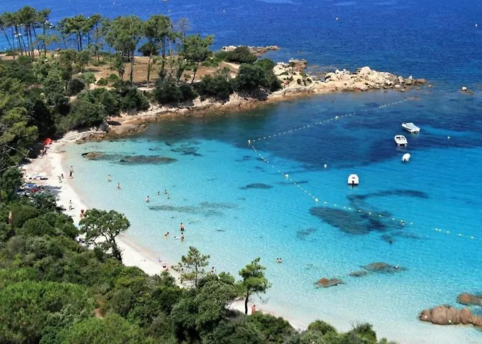 Maisonette Les Pieds Dans L'eau 펜션 Pietrosella